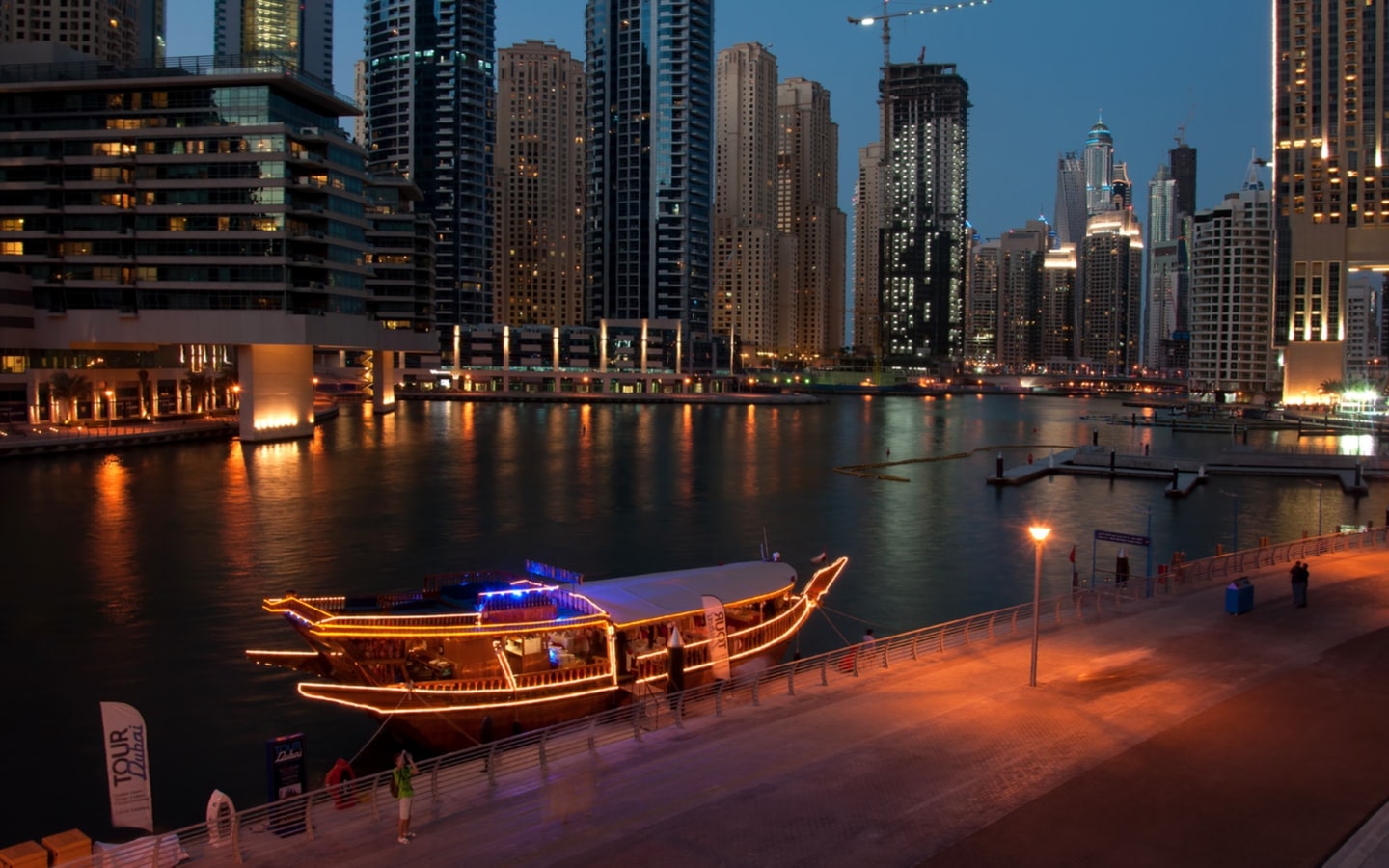 dhow cruise Dubai Marina by Gulf Desert Safari